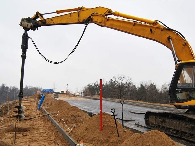 Komatsu PC200