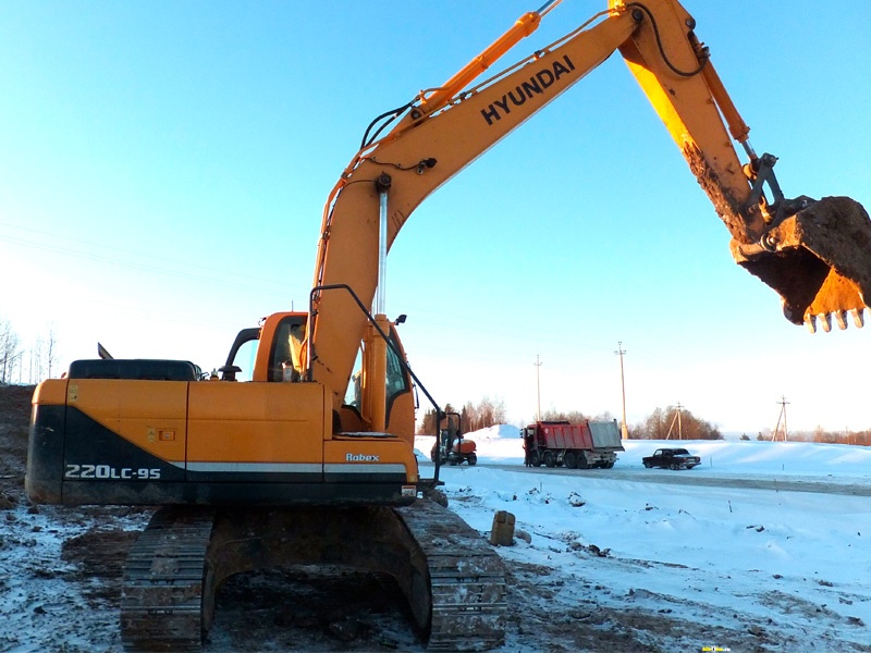 Hyundai R220LC-9S
