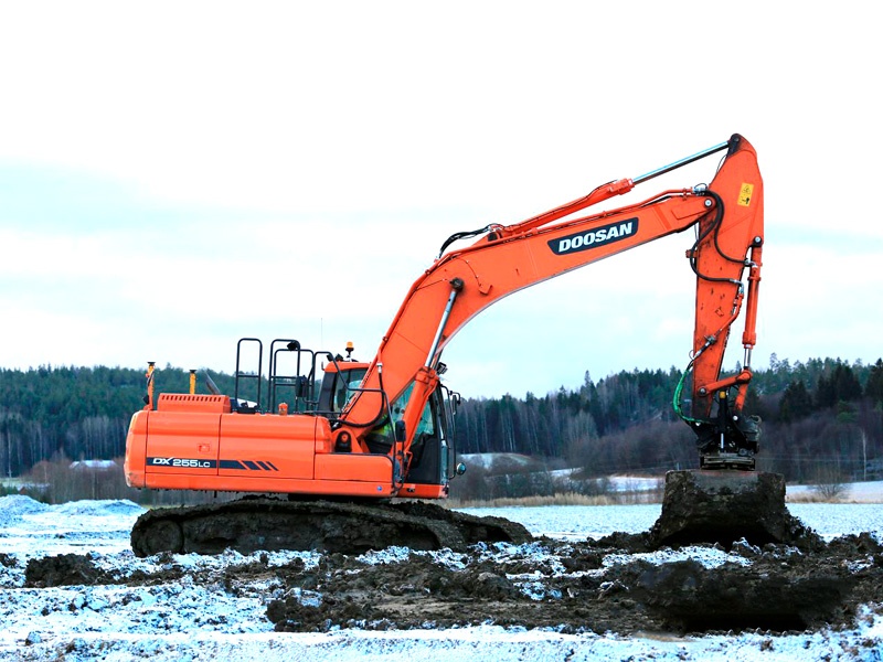 Doosan S225NLC-V